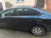 Gebraucht Ford Mondeo 145 PS (106 kW) 2011 Schwarz Limousine