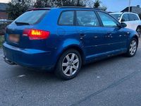 Gebraucht Audi A3 102 PS (75 kW) 2006 Blau Kleinwagen