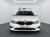 Gebraucht BMW 318 Advantage 150 PS (110 kW) 2022 Alpinweiß uni Kombi