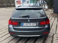 Gebraucht BMW 320 184 PS (135 kW) 2012 Grau Kombi