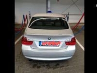 Gebraucht BMW 318 Exclusive 143 PS (105 kW) 2007 Silber Limousine