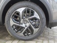 Gebraucht Citroën e-C4 100 kW (136 PS) 2024 Lackierung platiniumgrau Kleinwagen