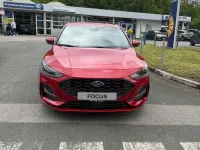 Gebraucht Ford Focus ST-Line X 125 PS (91 kW) 2024 Rot Limousine