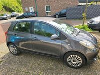 gebraucht Toyota Yaris 1,4-l-D-4D Sol Sol