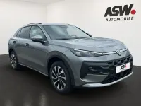 Neu VW T-Roc Life 150 PS (110 kW) 2026 Wolf grey metallic SUV