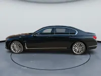 Gebraucht BMW 745 Executive 394 PS (289 kW) 2022 Schwarz Limousine