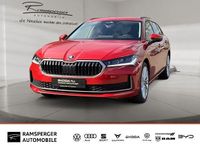 Gebraucht Skoda Superb Selection 193 PS (141 kW) 2024 Rot (karminrot metallic) Kombi