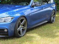 Gebraucht BMW 330 M Sport 252 PS (185 kW) 2017 Blau Kombi