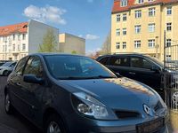 Używany Renault Clio III Dynamique 75 KM (55 kW) 2007 Niebieski Hatchback