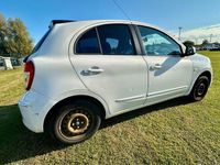 Gebraucht Nissan Micra Tekna 80 PS (58 kW) 2012 Weiß Kleinwagen