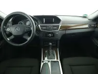 Gebraucht Mercedes E250 204 PS (150 kW) 2009 Schwarz Limousine