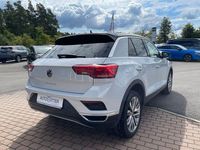 Gebraucht VW T-Roc Active 110 PS (80 kW) 2022 White silver metallic (metallic) SUV