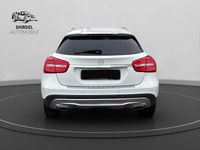 Gebraucht Mercedes GLA180 122 PS (89 kW) 2016 Weiß SUV