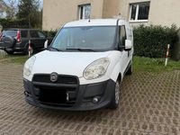 Gebraucht Fiat Doblò 105 PS (77 kW) 2012 Weiß Van / Kleinbus