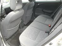 Gebraucht Toyota Avensis Sol 129 PS (94 kW) 2002 Silber Kombi