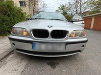 Gebraucht BMW 318 143 PS (105 kW) 2004 Silber Limousine