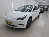 Gebraucht Tesla Model 3 Standard Range 225 kW (306 PS) 2020 Weiß Limousine