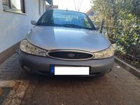 Gebraucht Ford Mondeo 131 PS (96 kW) 1998 Silber Limousine