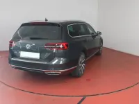 Gebraucht VW Passat 218 PS (160 kW) 2017 Mangangrau metallic (metallic) Kombi