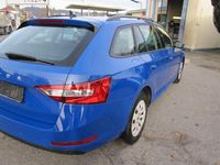 Gebraucht Skoda Superb Active 150 PS (110 kW) 2019 Energyblau Kombi