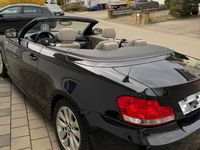 Gebraucht BMW 118 Cabriolet 143 PS (105 kW) 2010 Schwarz Cabrio