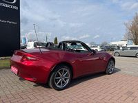 Neu Mazda MX5 Exclusive-Line 132 PS (97 kW) 2026 Rot Cabrio