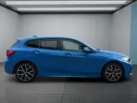 Gebraucht BMW 120 M Sport 190 PS (139 kW) 2023 Blau Kleinwagen