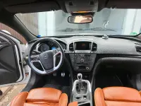 Gebraucht Opel Insignia 179 PS (131 kW) 2011 Weiß Kombi