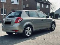 gebraucht Kia Ceed cee'd / 1.6 Automatik