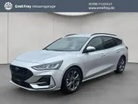 Gebraucht Ford Focus 116 PS (85 kW) 2024 Moondust silber metallic Kombi