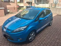 Gebraucht Ford Fiesta Trend 82 PS (60 kW) 2012 Blau Limousine