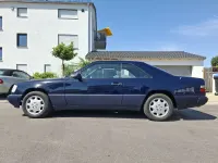 Gebraucht Mercedes 220 150 PS (110 kW) 1994 Blau Coupé