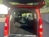 Gebraucht Peugeot Partner Tepee Premium 120 PS (88 kW) 2011 Rot Van / Kleinbus