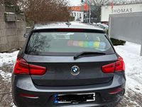 Gebraucht BMW 118 136 PS (100 kW) 2018 Grau Kleinwagen