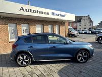 Gebraucht Ford Focus Active 155 PS (114 kW) 2024 Blau Limousine