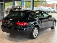 Gebraucht Audi A4 Ambiente 143 PS (105 kW) 2008 Tiefseeblau perleffekt Kombi