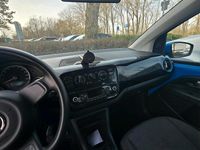 Usata VW up! 80 CV (58 kW) 2014 Blu Utilitaria