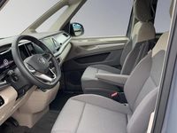 Begagnad VW Multivan Basis 150 HK (110 kW) 2022 Grå Minibuss