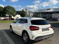 Gebraucht Mercedes GLA220 184 PS (135 kW) 2019 Weiß SUV