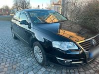 Gebraucht VW Passat 101 PS (74 kW) 2006 Schwarz Limousine