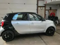 Gebraucht Smart ForFour Passion 70 PS (51 kW) 2015 Silber Kleinwagen