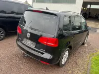 Gebraucht VW Touran Match 140 PS (102 kW) 2012 Schwarz Van / Kleinbus