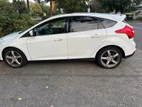 Używany Ford Focus Titanium 150 KM (110 kW) 2011 Biały Sedan/Limuzyna