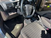 Gebraucht Toyota iQ 68 PS (50 kW) 2009 Silber Kleinwagen