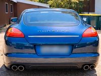 Gebraucht Porsche Panamera 400 PS (294 kW) 2010 Blau Kleinwagen