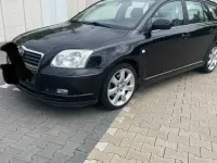 Gebraucht Toyota Avensis Executive 163 PS (119 kW) 2004 Schwarz Kombi