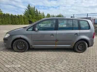 Używany VW Touran Conceptline 90 KM (66 kW) 2007 Brązowy Minivan