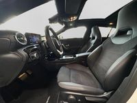 Gebraucht Mercedes CLA180 Shooting Brake AMG 100 PS (73 kW) 2025 Unilack polarweiß Kombi