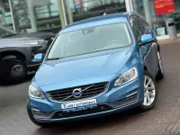 Gebraucht Volvo V60 Kinetic 190 PS (139 kW) 2016 Blau Kombi