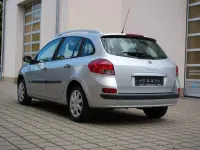 Gebraucht Renault Clio GrandTour Dynamique 75 PS (55 kW) 2009 Grau Kombi